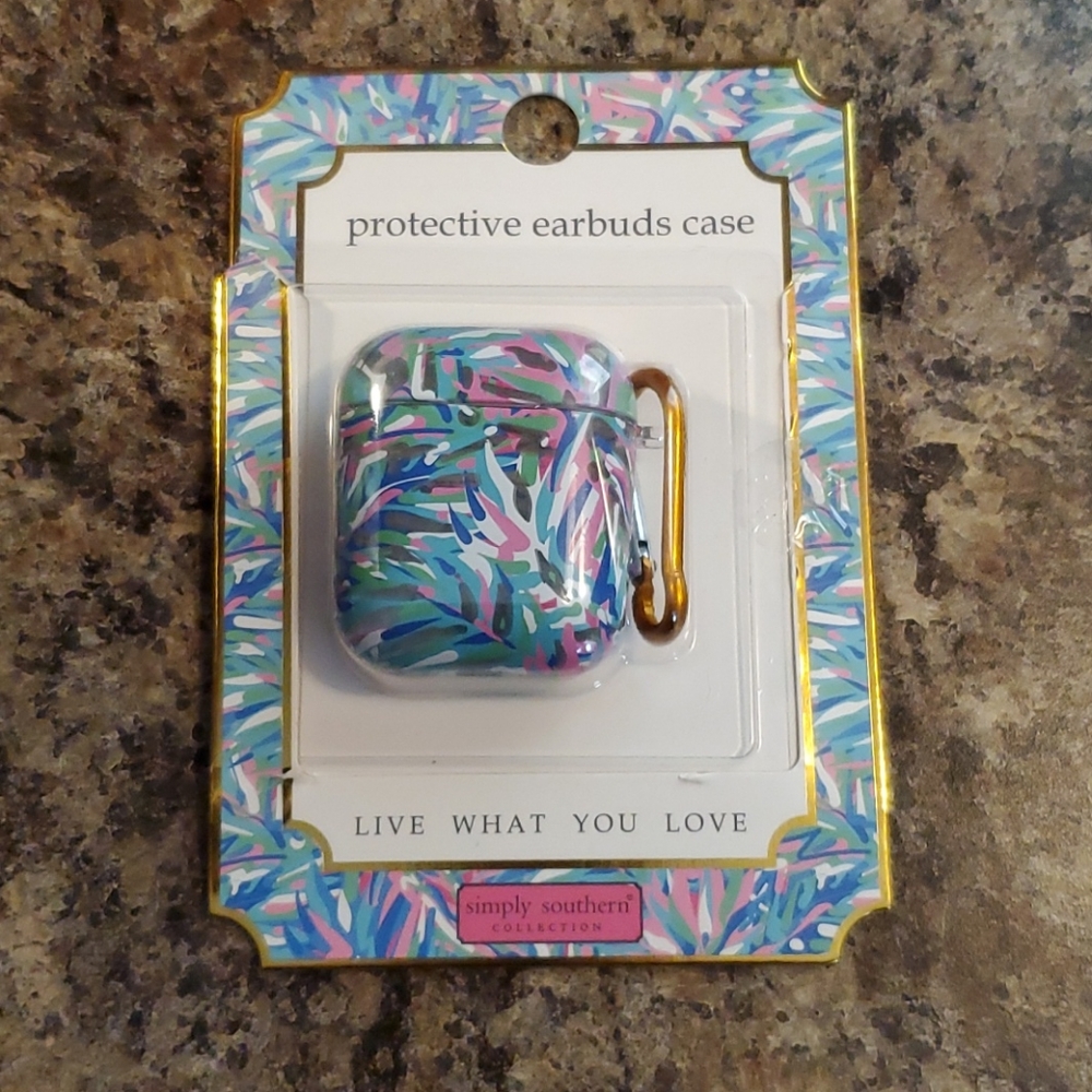 Brand new, never used Simply Southern earbuds case